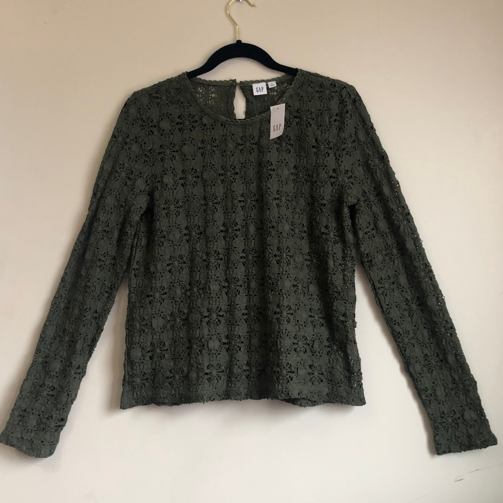 Gap top